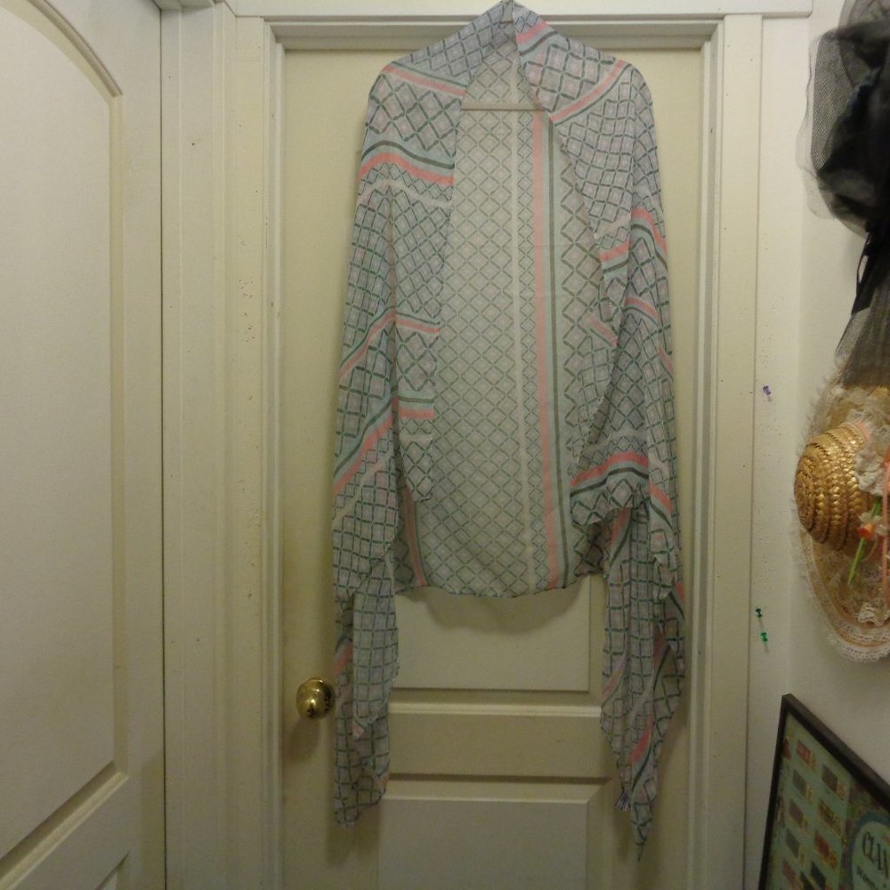 TICKLED PINK SOFT COLORS DRAPED GEOMETRIC SHAWL